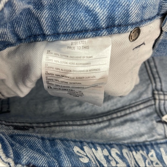 VOLCOM Stoned Short Rolled Denim Shorts - Picture 8 of 9